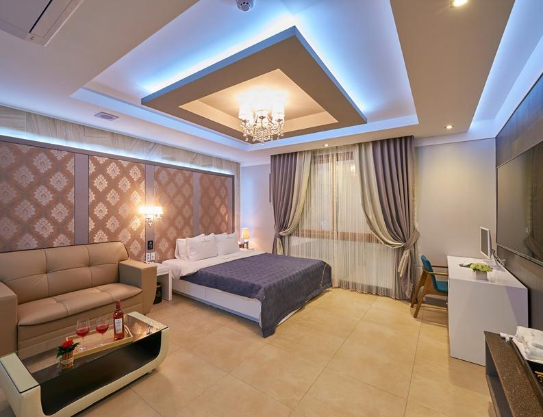 Shell Stone Yeosu Business Hotel Bagian luar foto